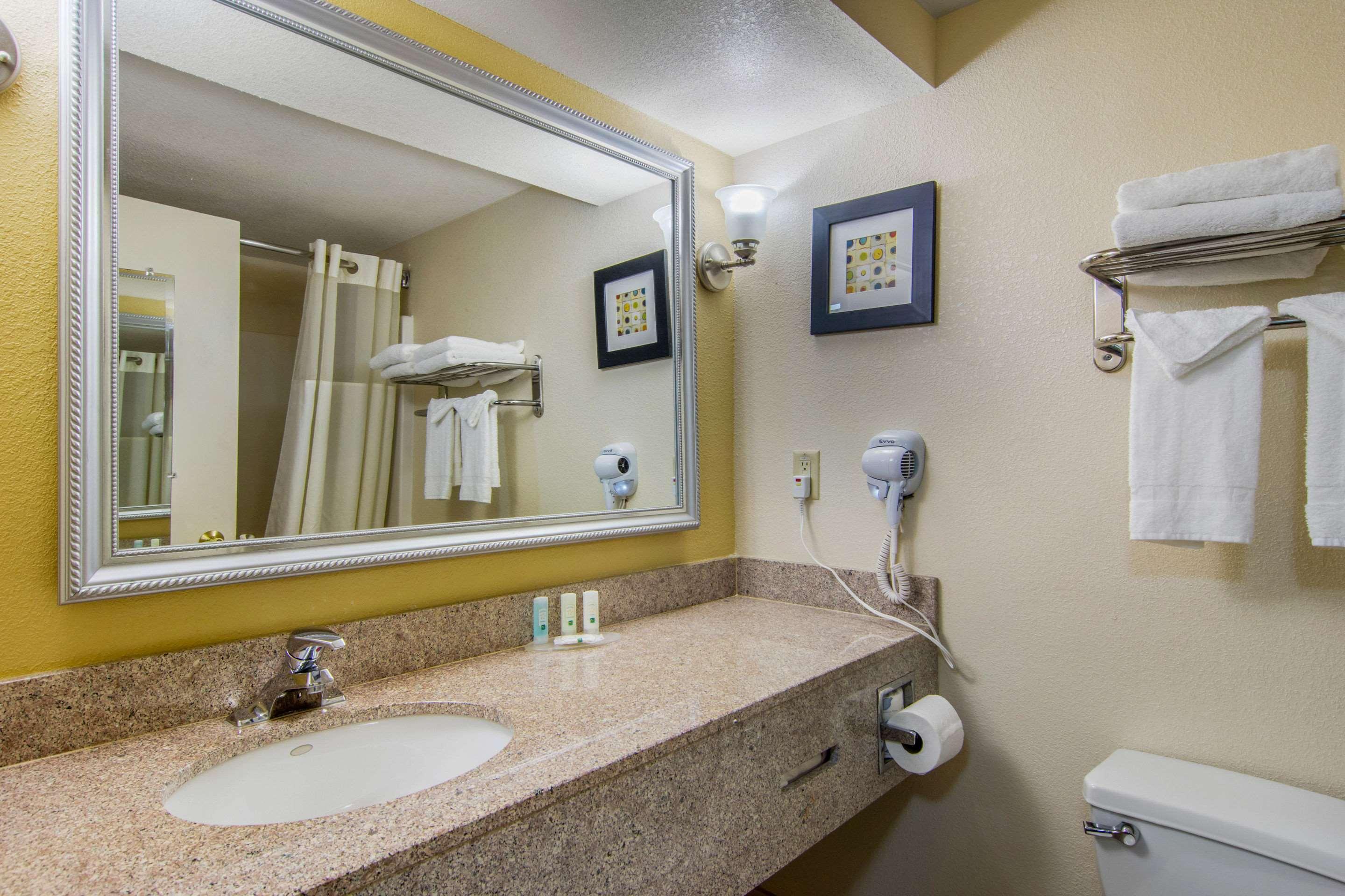 Quality Inn & Suites Union City - Atlanta South Ngoại thất bức ảnh