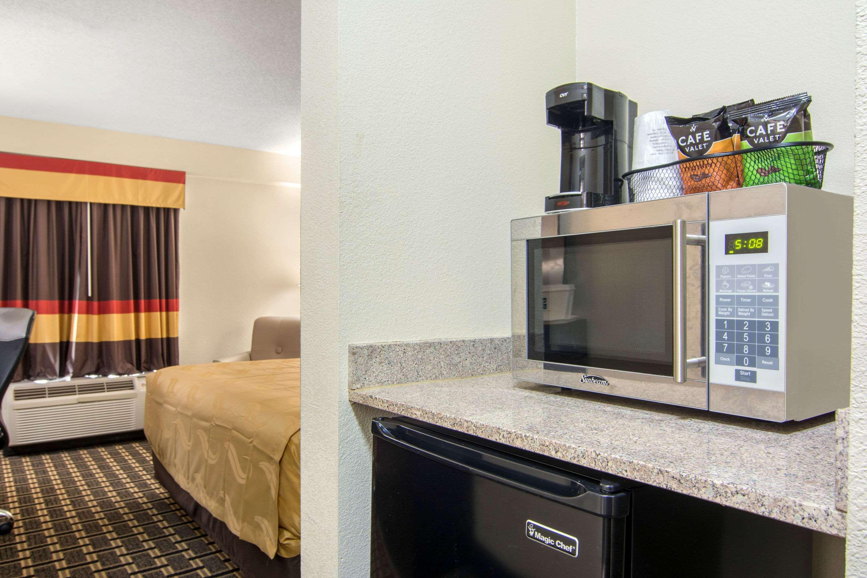 Quality Inn & Suites Union City - Atlanta South Ngoại thất bức ảnh